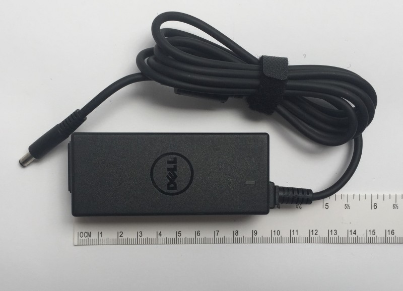 Cargador Original Dell 19.5V 2.31A,Ac Adapter tip 4.5-3.0, DE9932-O